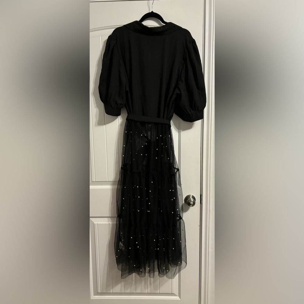 Long, Netted, Button Down Top - Picture 2 of 6